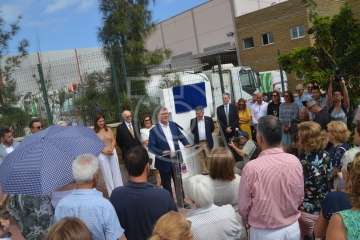 Acto de descubrimiento de la placa de la calle de Farmacéutico Francisco Artiles Betancor (Foto TA)